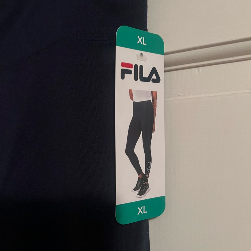 🦚2/$40 FILA Logo Women’s Legging / Yoga Pants Navy Blue sz XL Extra Large NWOT - Picture 10 of 15